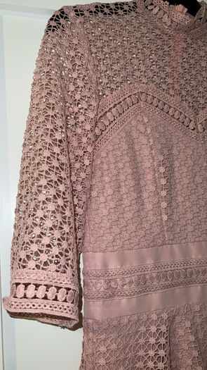 Frill lace dress