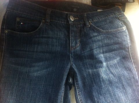 Tommy Hilfigher women's size 8