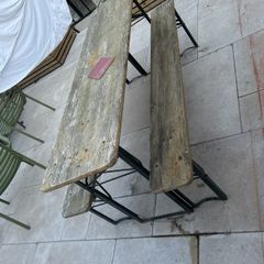 Beer table and 2 benches - foldable