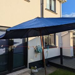 Parasol and Base