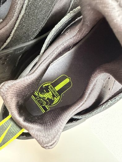 Nike Air Huarache "Black Volt" sneakers 42.5