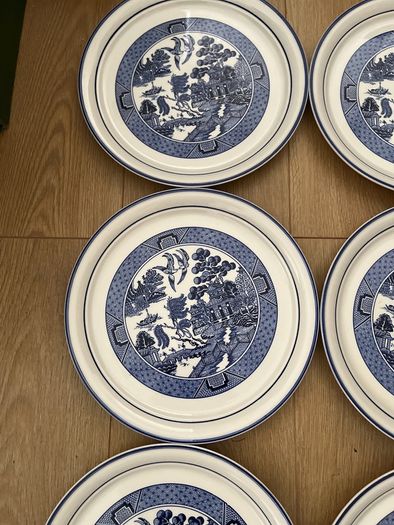 Vintage Arklow Pottery Willow Pattern 6 Dinner Plates as New