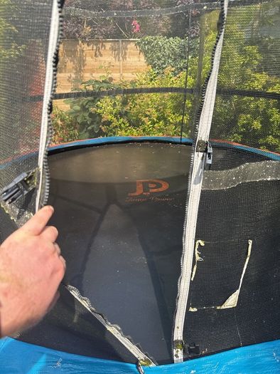 Trampoline
