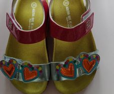 Girls sandals size 24/infant 7