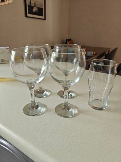 Gin Glass x 4
