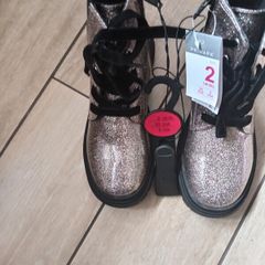 Girls boots NEW size 2