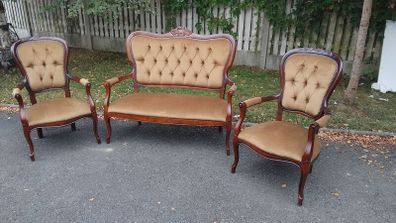 French Victorian parlor suite