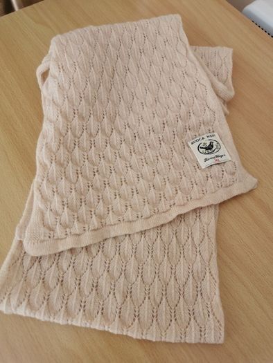 Avoca wool scarf