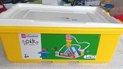 Spike Education essential lego