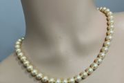 pearl necklace