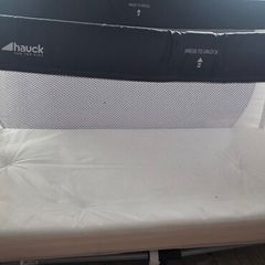 Hauck Dream N Play Travel Cot / Playpen