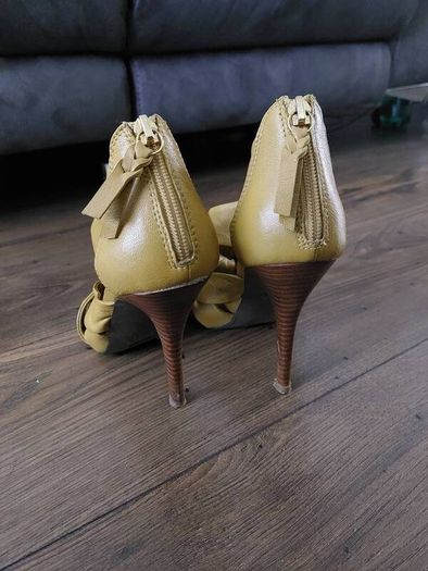 Schuh - Uk6