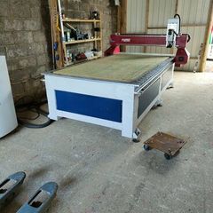 Full 8 x 4 CNC Machine