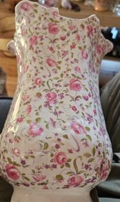 St.George China vase needs small repair