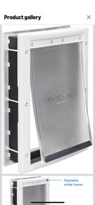 NEW IN BOX PetSafe Plastic Dog and Cat Door, Medium