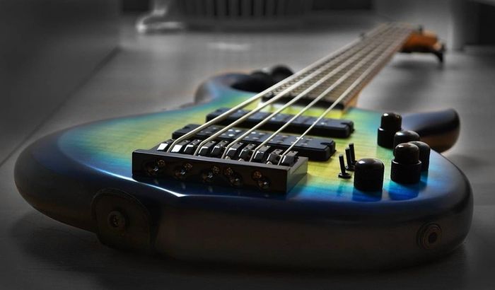 Sire M7 5string 1st gen