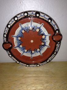 Ash tray