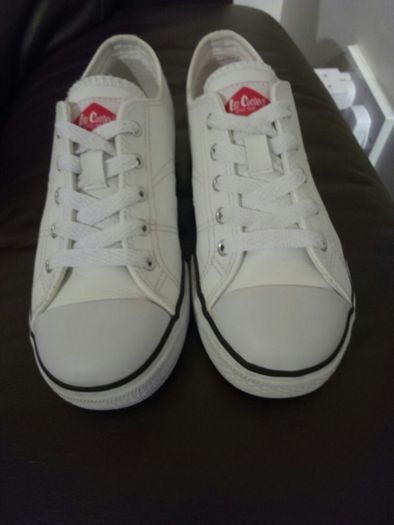 Lee Cooper Shoes, size EU-33, UK-1