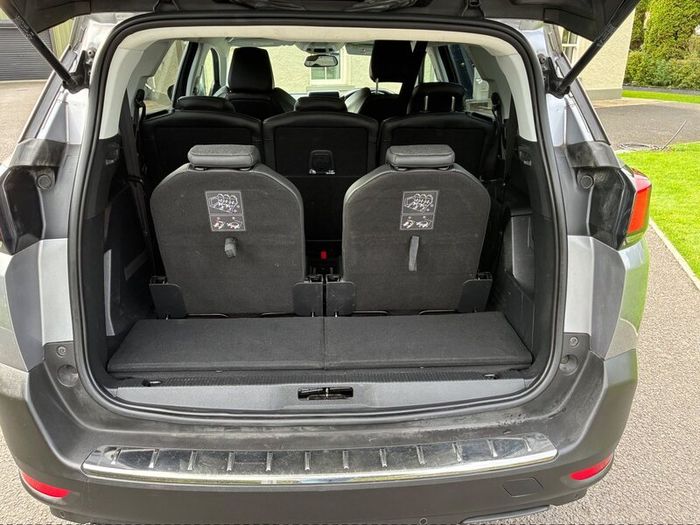 Peugeot 5008 7 seater