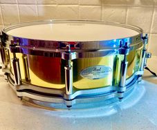 Pearl Brass Free-floater 14 x 5 snare
