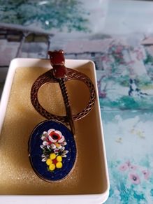 Vintage brooches