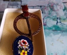 Vintage brooches
