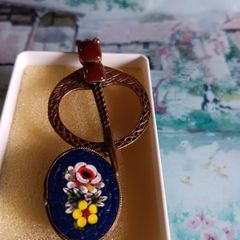 Vintage brooches