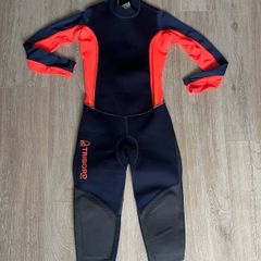 Decathlon Tribord sailing wetsuit 9/10y