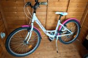 Girls bike