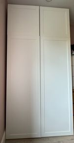 2 White wardrobes