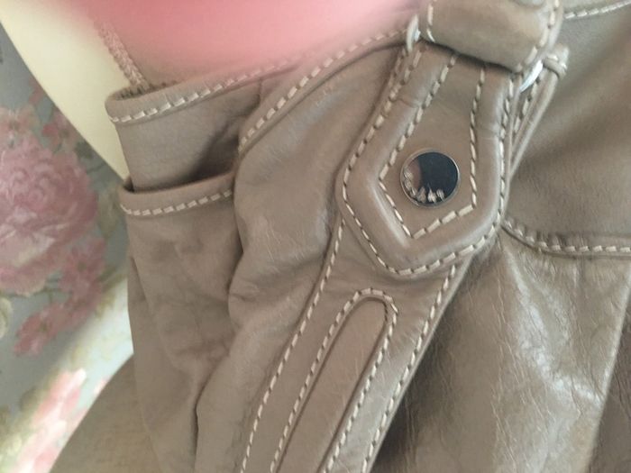 Oushka leather bag. As new.