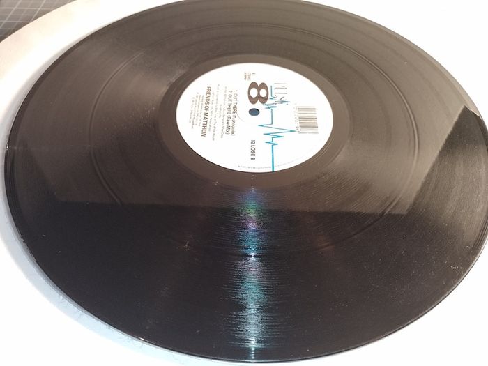 Friends Of Matthew - Out There! - Pulse-8 Records - ORIGINAL Official PRESSING! QUALITY Easrly 90s BREAKS! Condition EXCELLENT!