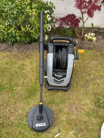 Power Washer Titan Ttb2200prw