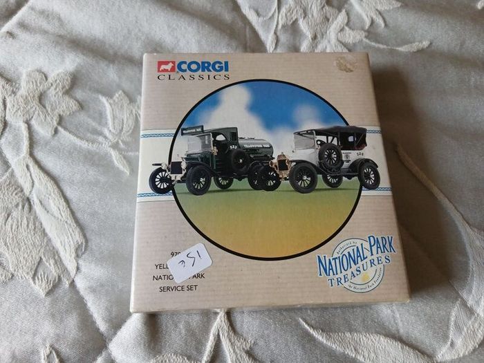 Corgi Classics
