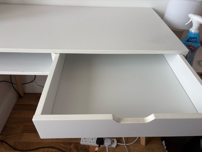 Jysk Desk