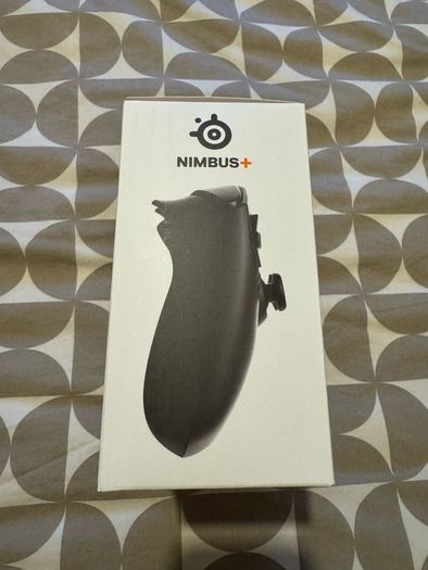 Nimbus+ Steelseries Wireless Gaming Controller
