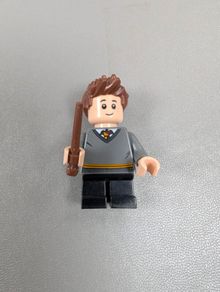 LEGO Harry Potter Seamus Finnigan Minifigure from 75953