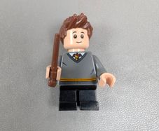 LEGO Harry Potter Seamus Finnigan Minifigure from 75953
