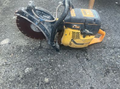 Con saw needs brushes