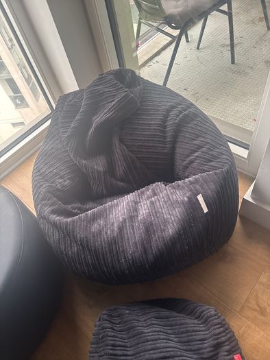 Bean Bag + Foot rest