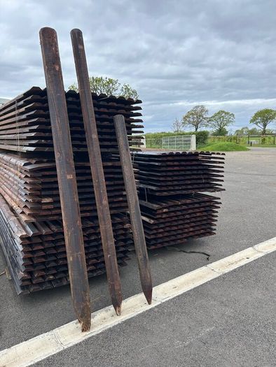 Fence posts