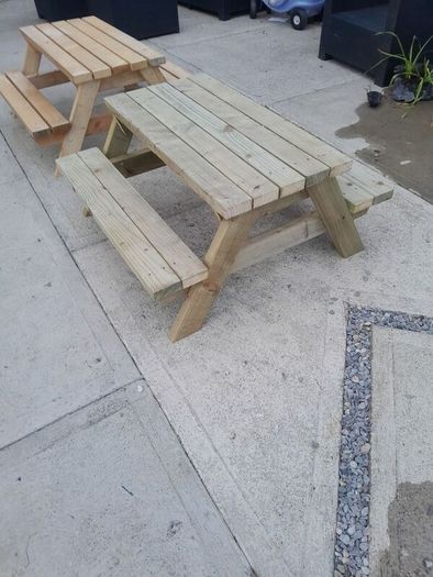 kids picnic benches