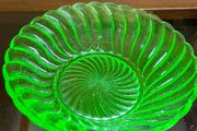 Uranium Green Vintage Glass Carnival Serving Bowl by Bagley UK