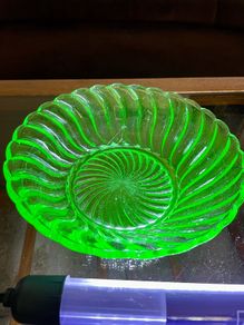 Uranium Green Vintage Glass Carnival Serving Bowl by Bagley UK