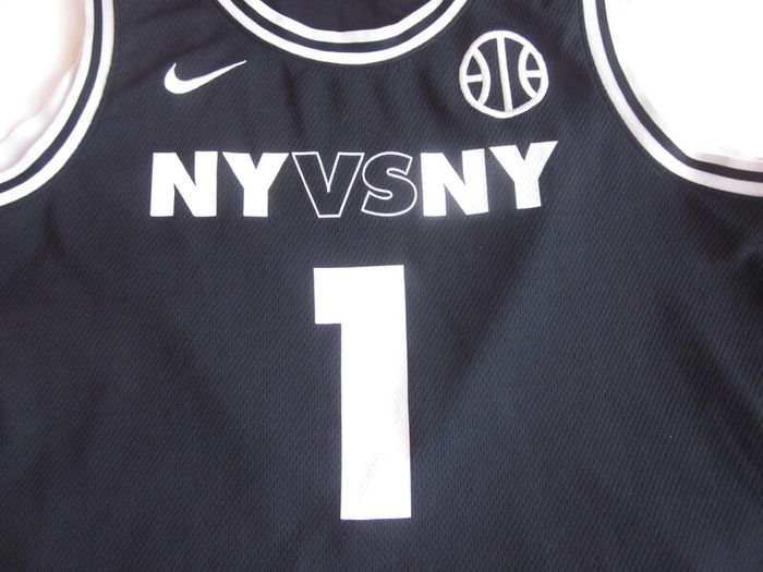 Nike Mens Sportwear DNA Jersey NY