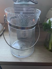 Glass holder