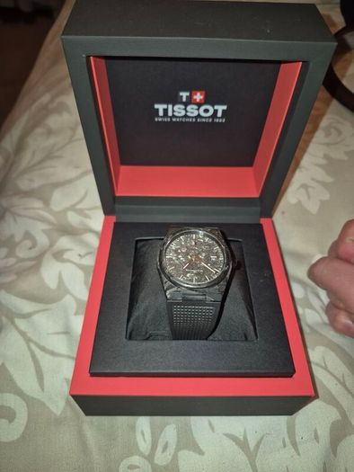 Tissot PRX Powermatic 80 Carbon
