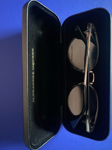Alexander Mc Queen Reading Glasses brand new with hard case original
