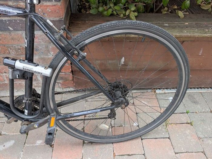 Freesprint City Hybrid Bike with Kryptonite Lock