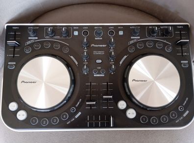 DJ Controller